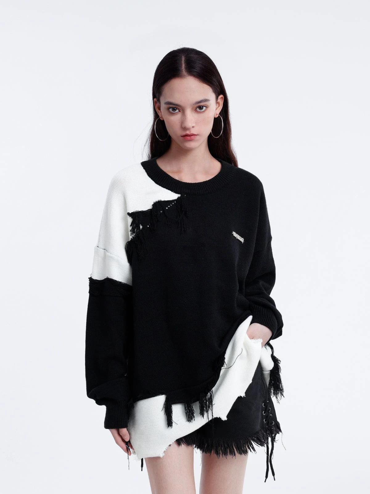 Aelfric Eden Irregular Patchwork Fringe Sweater 4 Aelfric Eden Irregular Patchwork Fringe Sweater - Image 2