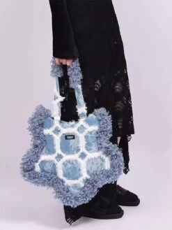 Vintage Star Shoulder Bag -Aelfric Eden Shop 3 a63e8ec2 39ee 4a54 ba94 f2e1d82b92a4