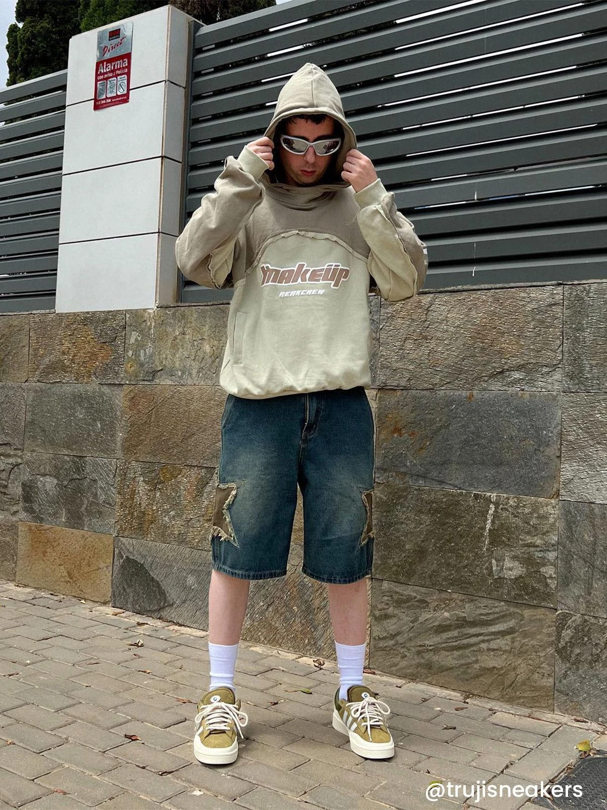 Aelfric Eden Star Tassel Patch Gradient Jorts 6 Aelfric Eden Star Tassel Patch Gradient Jorts - Image 4