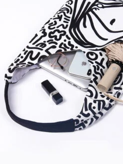 Graffiti Printed Canvas Bag -Aelfric Eden Shop jpeg 6a589095 5ce3 4606 9bbc ef1ebc10a314