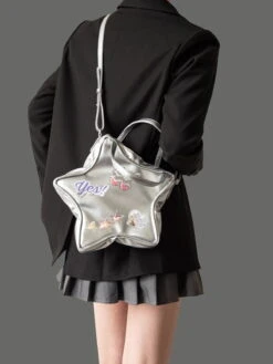 Star Holographic Letter Bag -Aelfric Eden Shop jpeg a1da3421 bff0 4afb 9fa9 4ea70b9a93b3