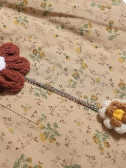 Aelfric Eden Flower Chain Short Sleeve Shirt -Aelfric Eden Shop jpeg b8be6a8f 74a2 4e60 a3eb c6699c78349a