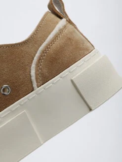 StarryClimb Color Blocking Suede Skate Shoes -Aelfric Eden Shop jpeg f2ec8382 37ea 4421 b5fc 87eb4c172fe4